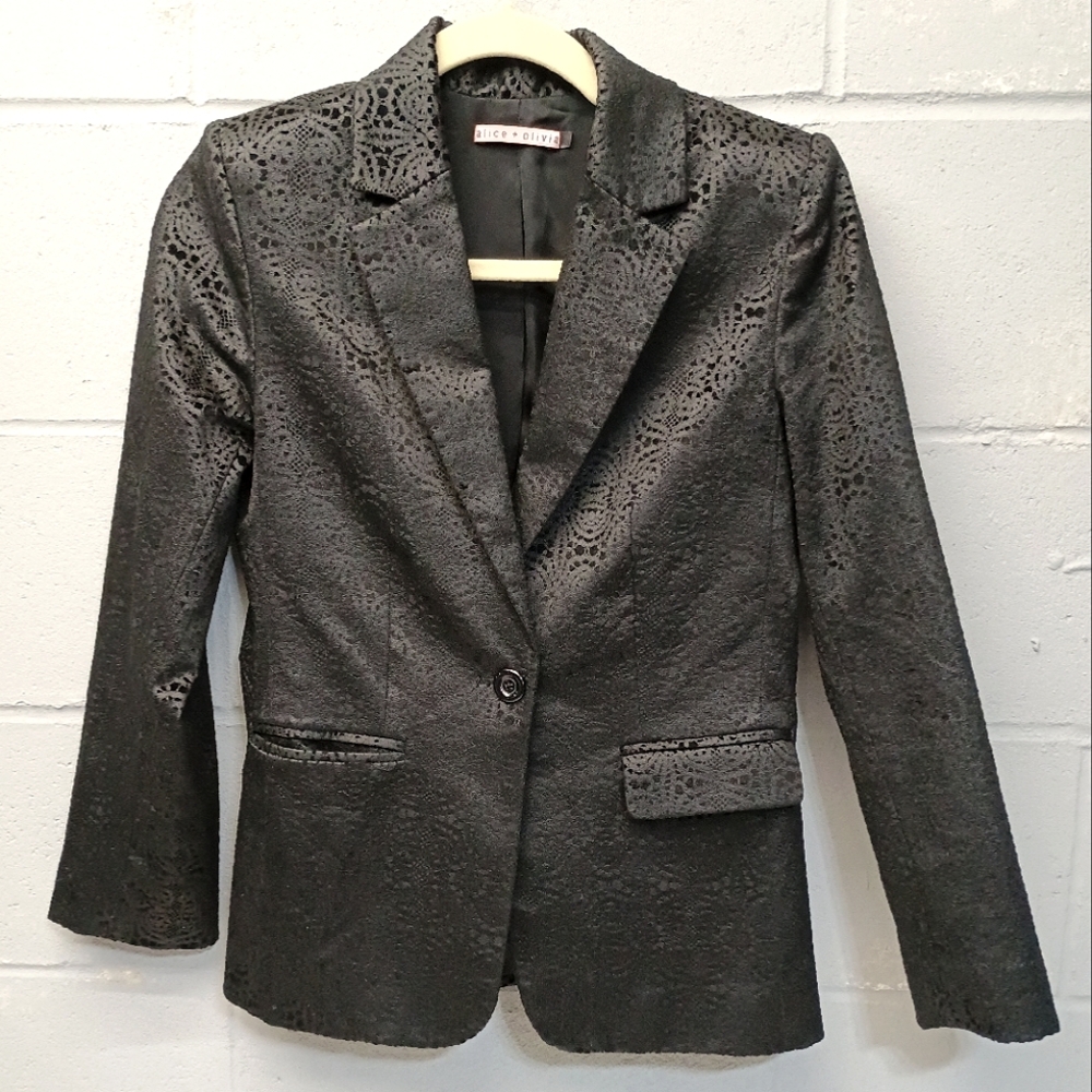 Alice + Olivia Black Blazer, Size Small